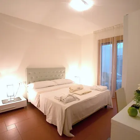 Lacroma 3* Grado