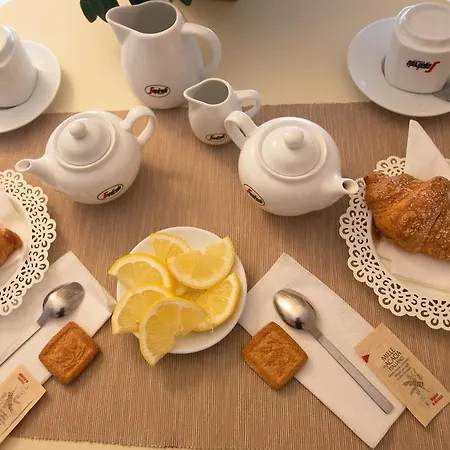 Lacroma Hotel apartamentowy Grado