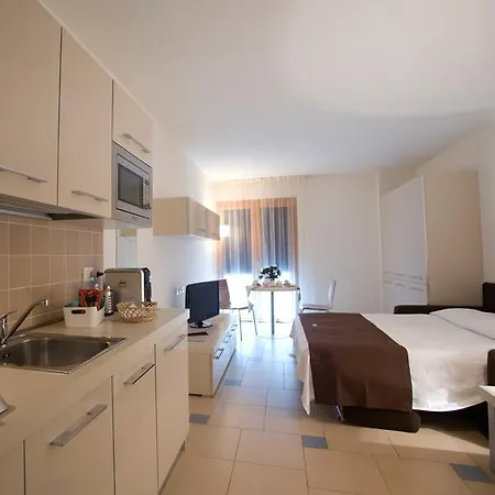 Hotel apartamentowy Lacroma