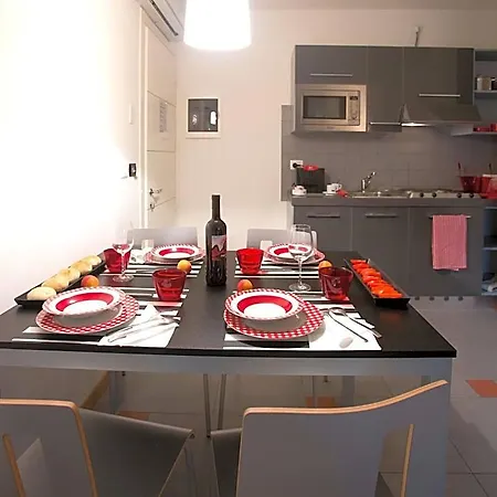 Hotel apartamentowy Lacroma