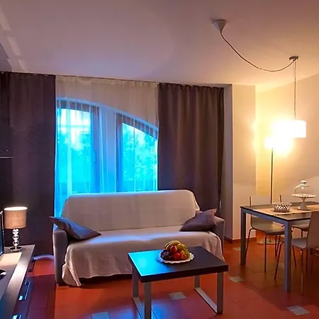 Hotel apartamentowy Lacroma