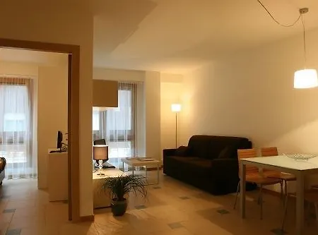 Lacroma Hotel apartamentowy